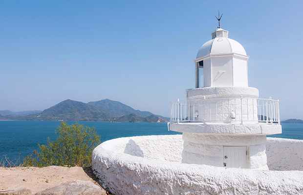 中ノ鼻灯台 | 風待ちの島ナビ
